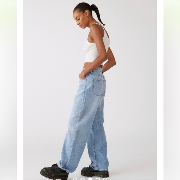 Abrand Denim - Abrand A Slouch Jean Ariane Organic Denim in Vintage Blue Women’s 26 72805 $109